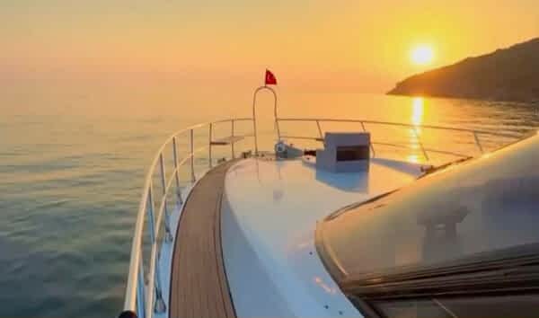 Beautiful sunset Bosphorus yacht cruise Istanbul